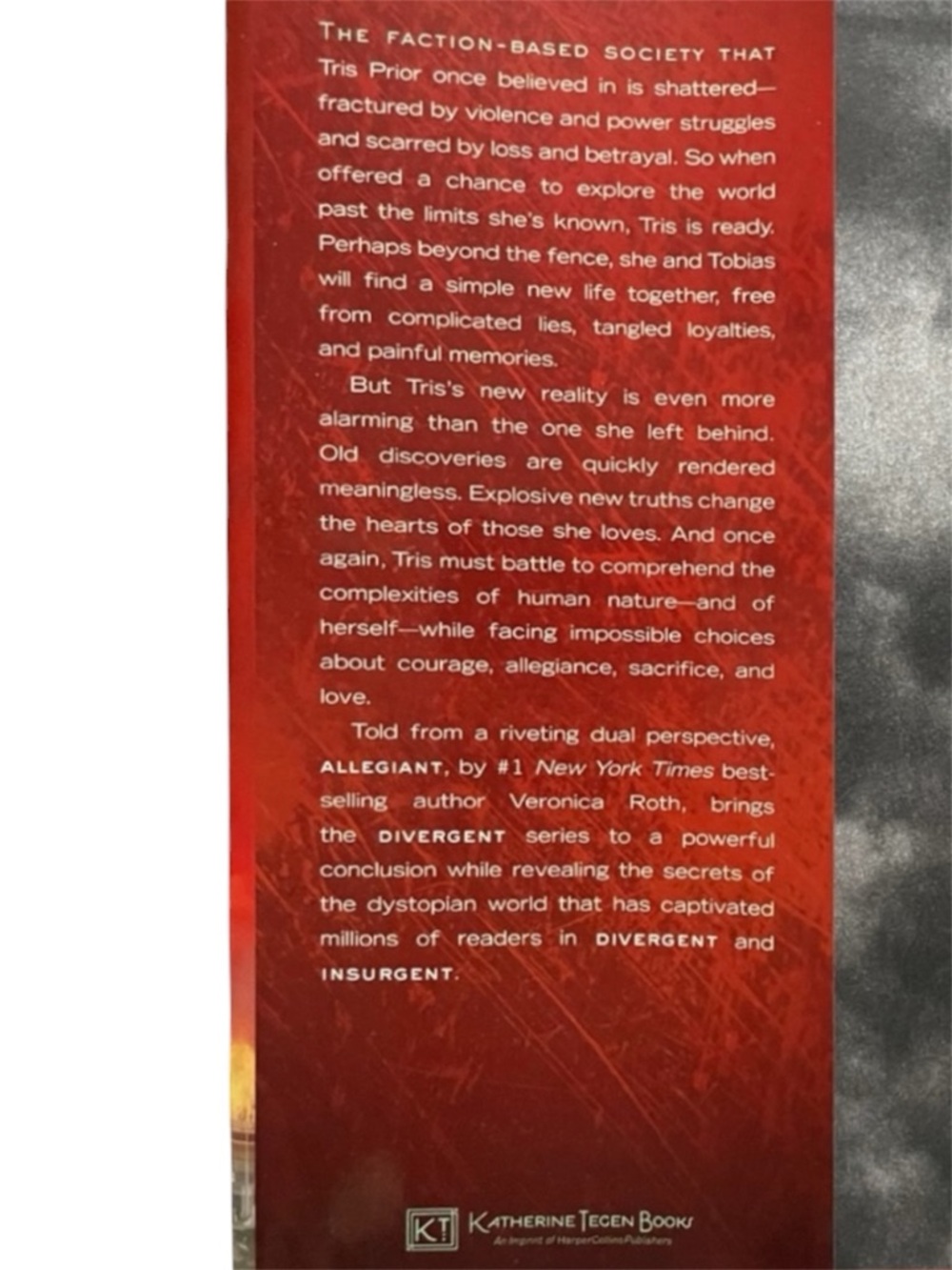 Allegiant by Veronica Roth - Picture 3 of 11